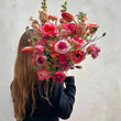 Charger l'image dans la galerie, bouquet rouge st valentin en fleurs de saison