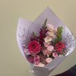 Charger et lire la vidéo dans la visionneuse de la Galerie, Bouquet de saison Désirée fleurs locales 
