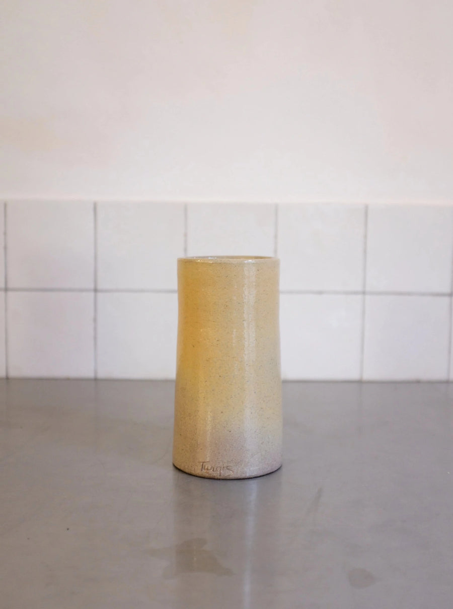 vase cylindre en gré artisanal livré à paris
